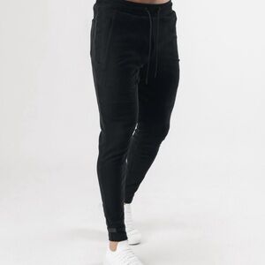 Alphalete Men's Identity Pro Jogger - Black